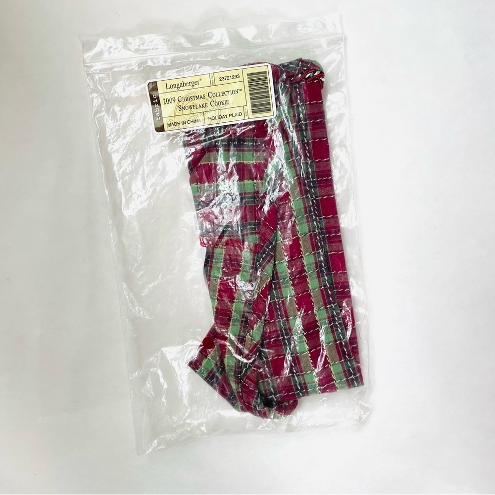 Longaberger 2009 Christmas Collection Snowflake Cookie Holiday Plaid Liner